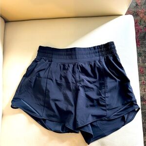 Lululemon black nylon shorts lined